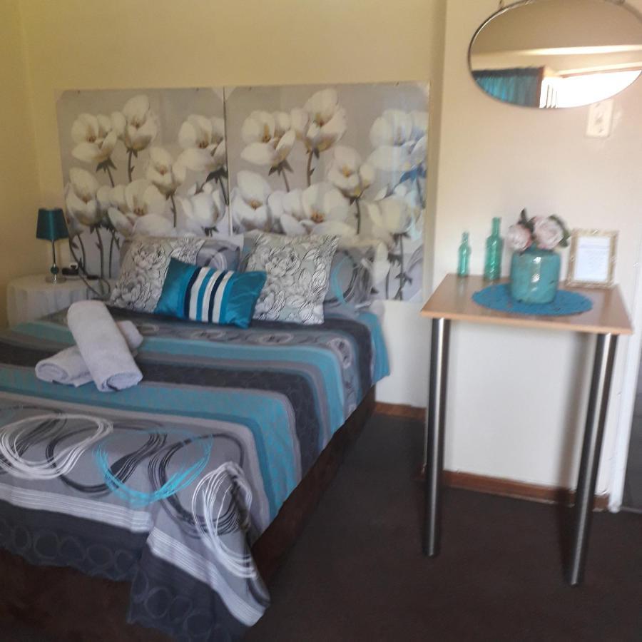 Pride Rock Accommodation Middelburg  Esterno foto