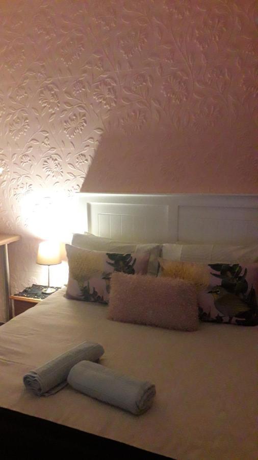 Pride Rock Accommodation Middelburg  Esterno foto